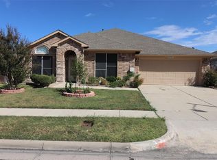 6001 Rising Meadow Dr, Arlington, TX 76018