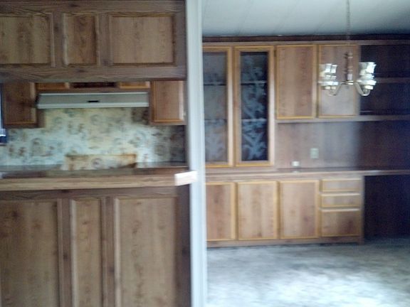 3rd image of 1300 W Menlo Ave Spc 129