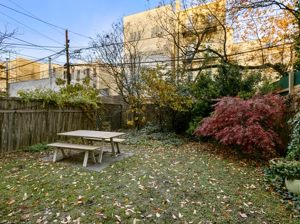 100 Newel Street image 11 of 12