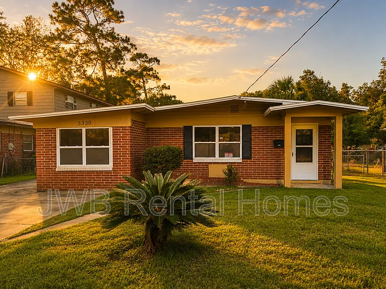 3330 Marlo St — Photo 1