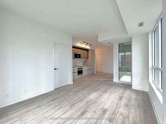 5th image of 108 Peter St #1107