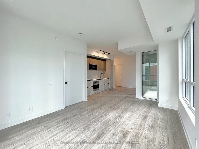 108 Peter St #1107 — Photo 5