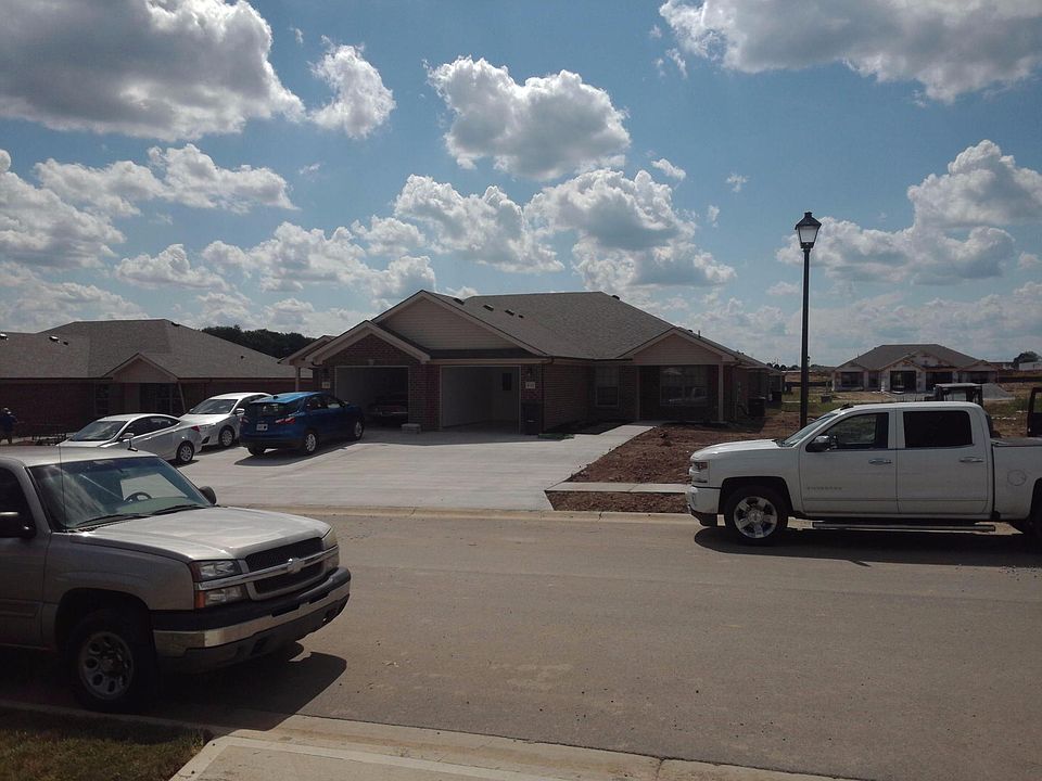 1st image of 442 Beacon Dr