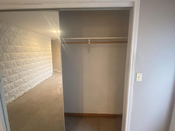 3rd image of 1403 Willey St