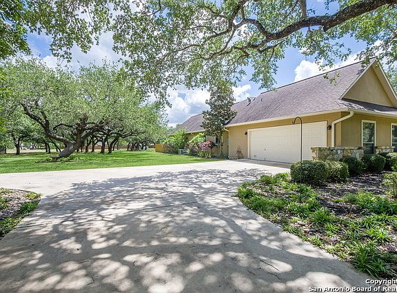 5th image of 2120 Timberhill Dr