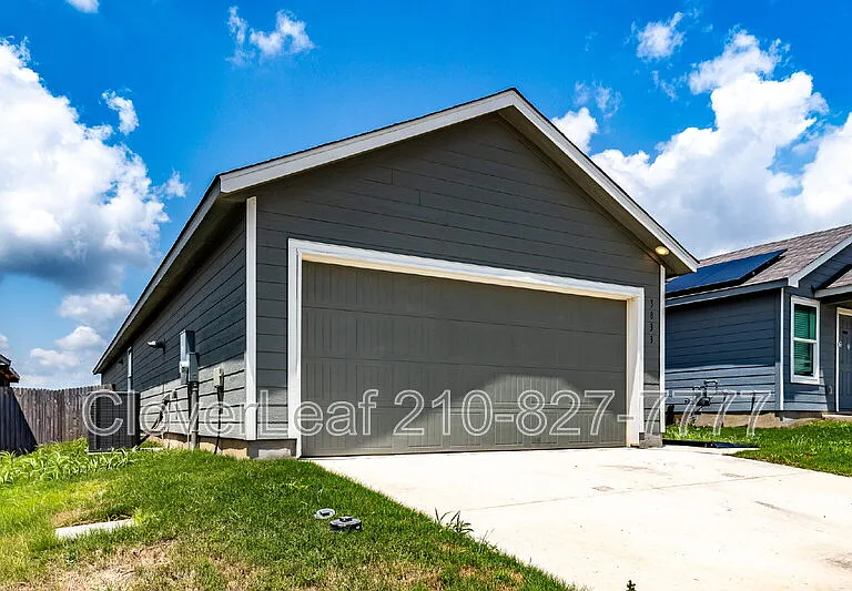 3833 Millbrook Way — Photo 2