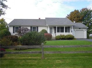 27 Deer Park Dr, Brewer, ME 04412