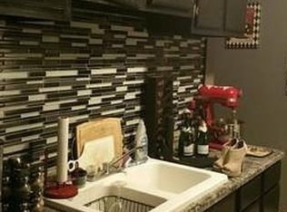 1833 Oak Rd, Quinlan, TX 75474