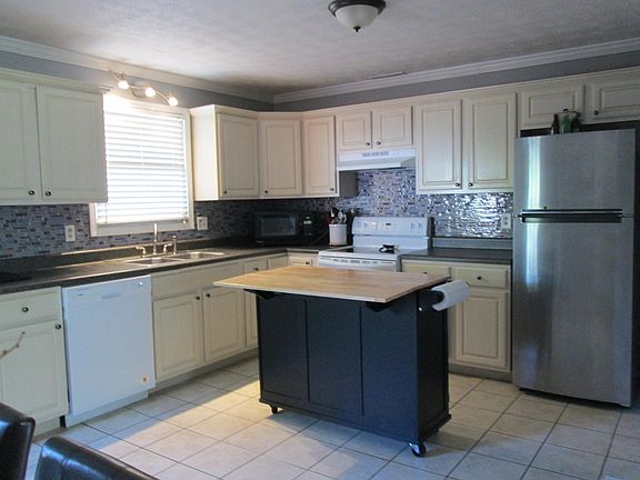 4th image of 123 Shuler Dr
