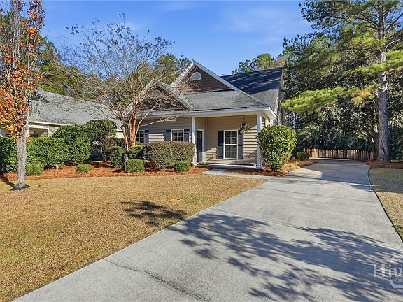 2nd image of 110 Jacobs Circle