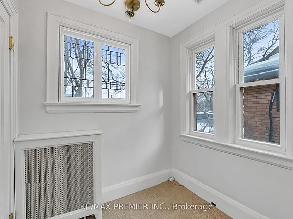 4th image of 5 Killarney Rd Floor 2