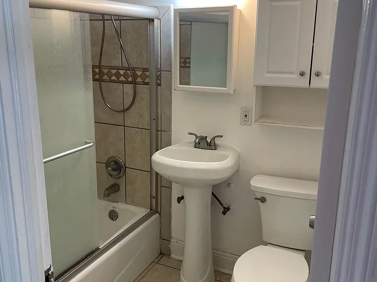 2851 Sheridan Ave #101 — Photo 7