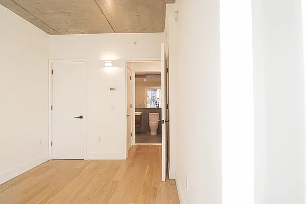 Rented by Oxford Property Group | media 60