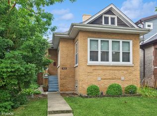 5037 N Bernard St, Chicago, IL 60625