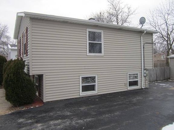 2nd image of 38674 N Cedar Ave