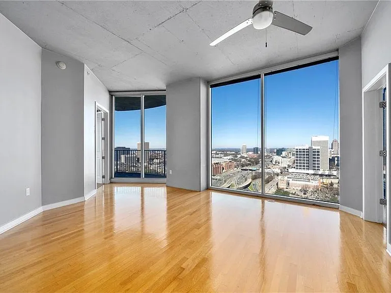 400 W Peachtree St NW #2504 — Photo 12