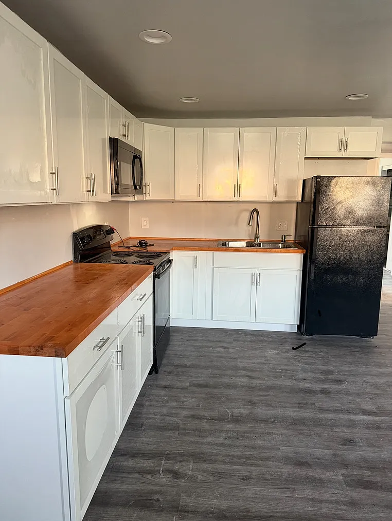 1 bed, 725 sqft, $1,100 — Photo 1