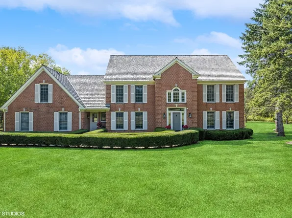 4416 Stonehaven Dr, Long Grove, IL 60047