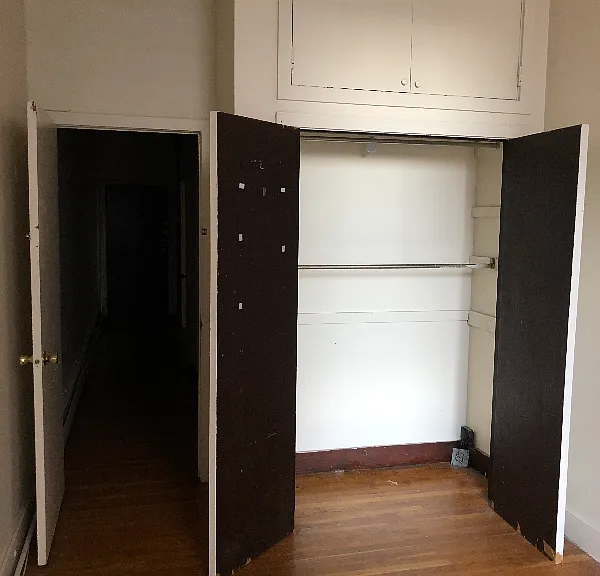 2037 Walnut St #3F — Photo 9