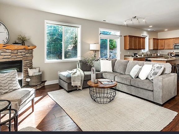 2nd image of 19427 Brookside Way
