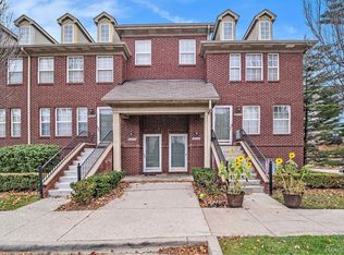 23405 Grayson Dr, Southfield, MI