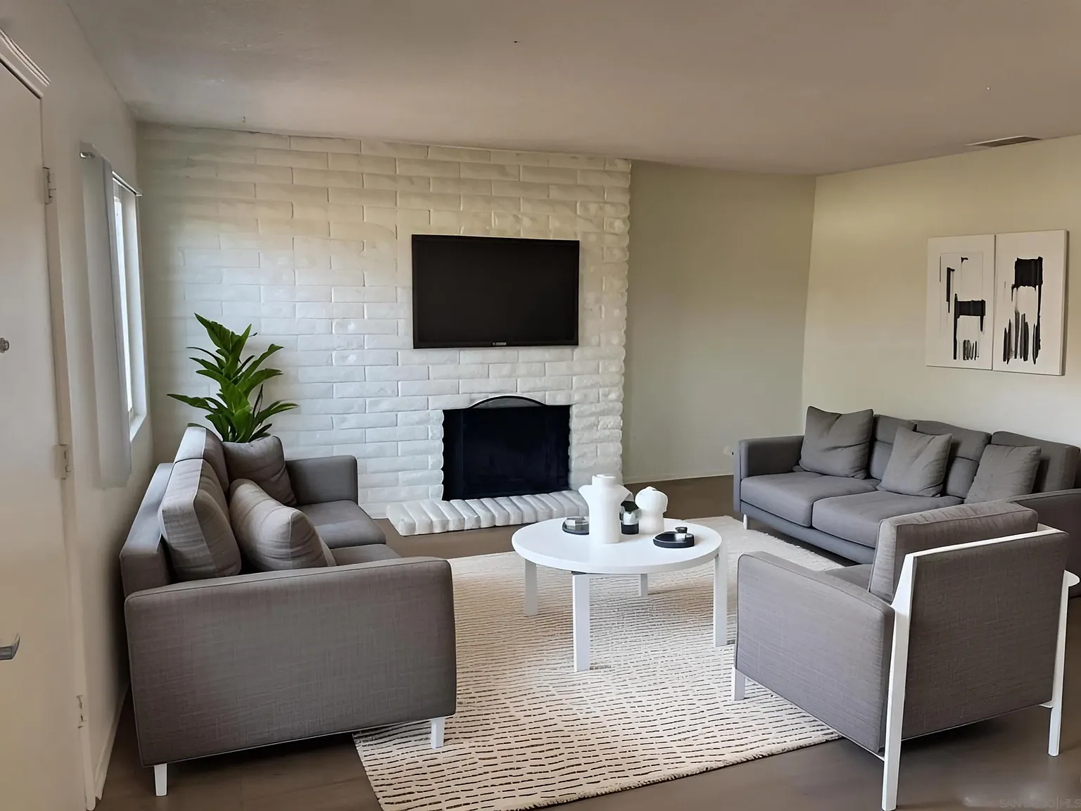 2 bed, 1.0 bath, 864 sqft, $2,650 — Photo 4