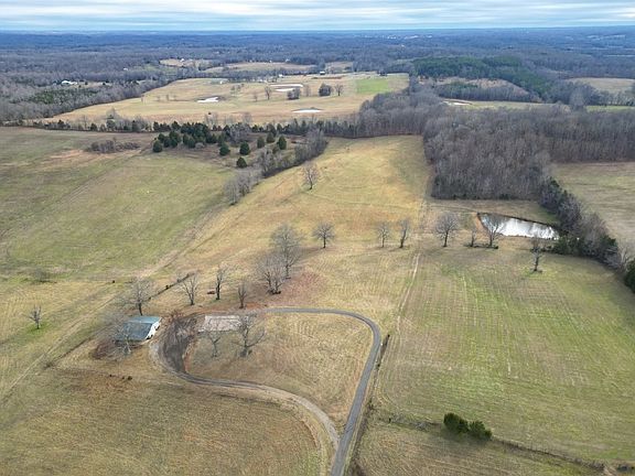 3rd image of 1038 Maple Valley Rd
