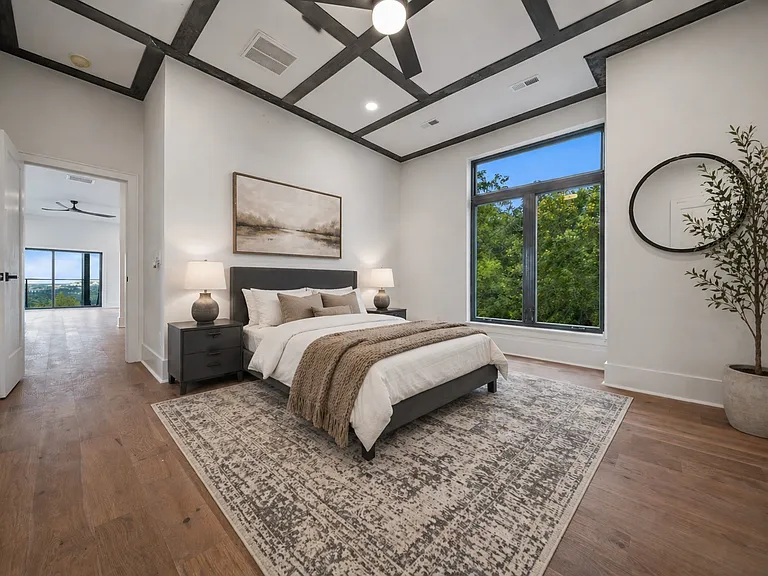 6011 Hill Cir — Photo 45