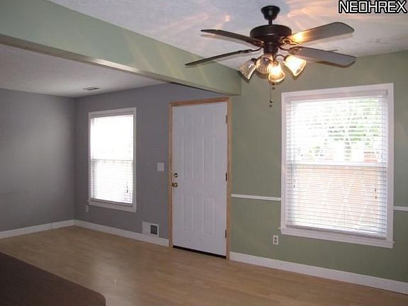 4th image of 34 Dorchester Ln Unit 34