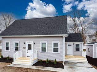 41 Old Market St, Rockland, MA 02370