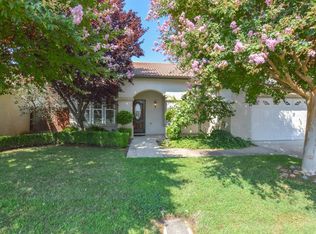 8675 N Talladega Way, Fresno, CA