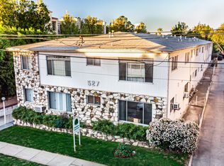 527 S Barrington Ave, Los Angeles, CA 90049