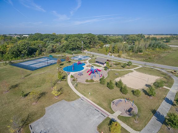 2nd image of 13804 Stonebridge Woods Xing