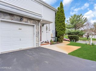 408 Deuce Dr, Wall Township, NJ 07719