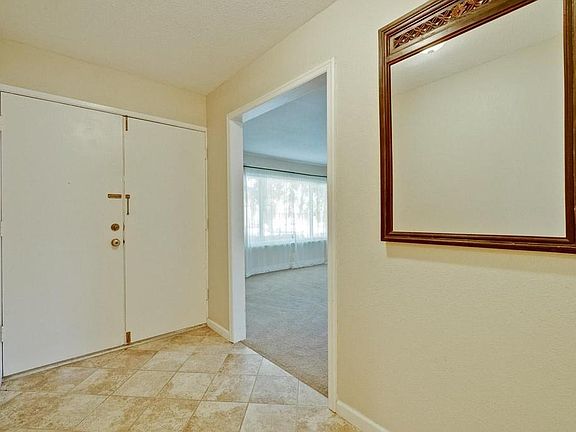 2nd image of 3022 Via Montez