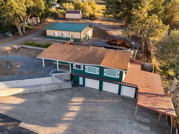2699 Lakeshore Dr, Klamath Falls, OR 97601