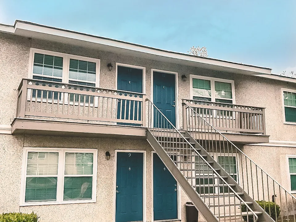 431 Fair Rd #11