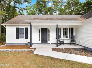 153 Live Oak Dr, Jacksonville, NC 28540