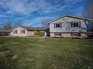 1635 Ambridge Rd, Dayton, OH 45459