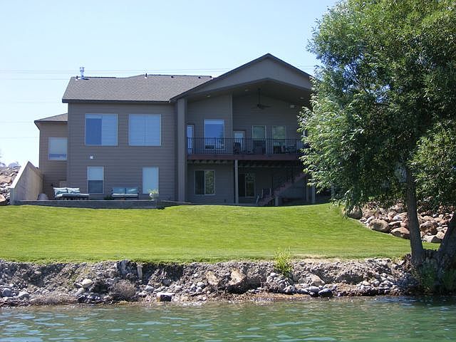 1st image of 2513 Westshore Dr NE
