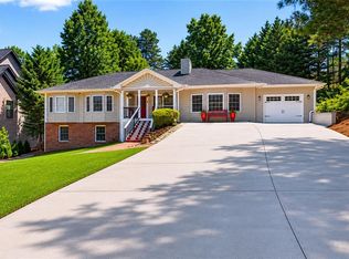 2844 Sardis Dr, Buford, GA 30519