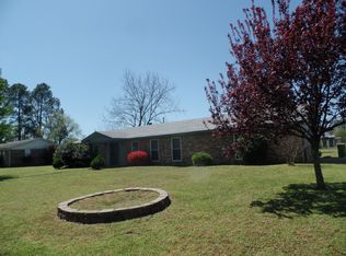 22 Beauregard Dr, Little Rock, AR 72206
