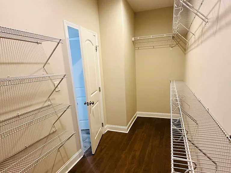 4922 Briar Rock Ln — Photo 16