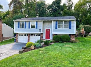 1216 Tidewood Dr, Bethel Park, PA 15102