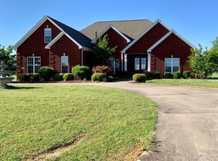 98 Brothers Ln, Rogersville, AL 35652