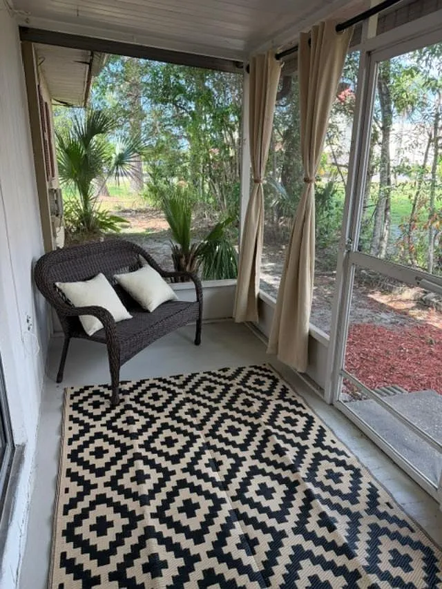 2 bed, 957 sqft, $1,400 — Photo 3