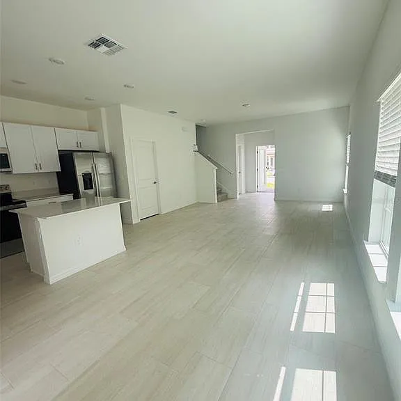 10812 Itchetucknee Way — Photo 4