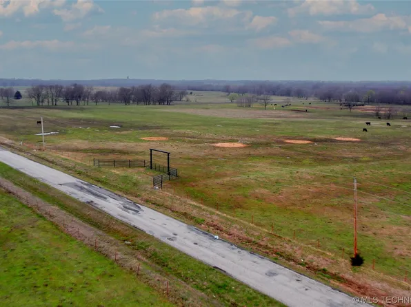 440 North Rd, Adair, OK 74330