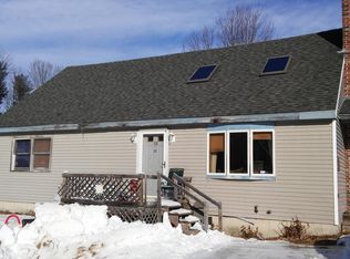39 Dyer Rd, Raymond, ME 04071