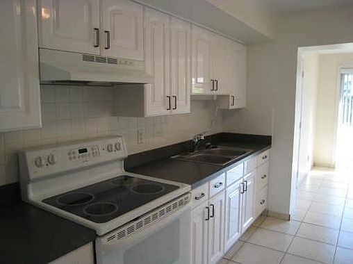 1st image of 1920 NE 56th St